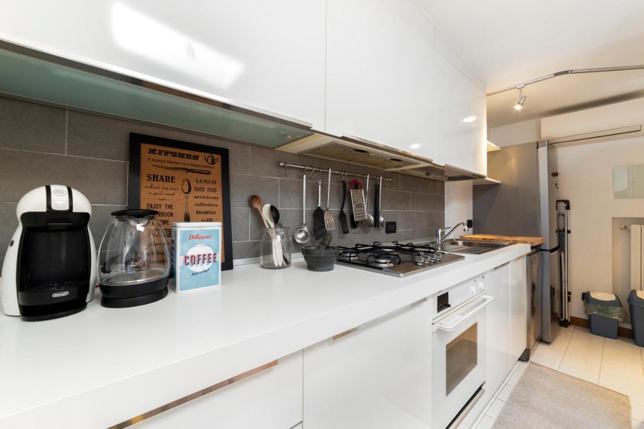 Porta Genova Balcony Apartment Milano Eksteriør bilde